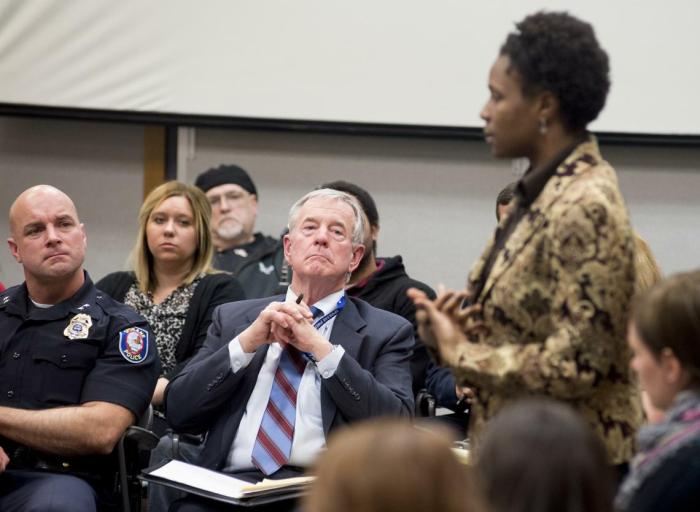 SRX_MEETING_001_TT_JPG_t1140